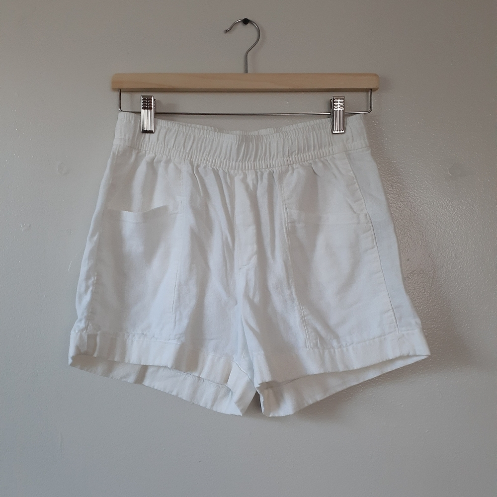 Old Navy White High Waist Women’s Shorts
